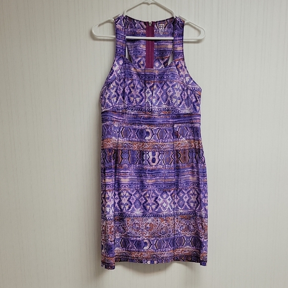 Title Nine Nimblene Racerback Athleisure Dress Sz 12. Knee Length Golf Womens - Picture 2 of 8